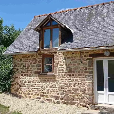 Charming 3 Star With Heated Pool And Private Hot Tub 度假居 *