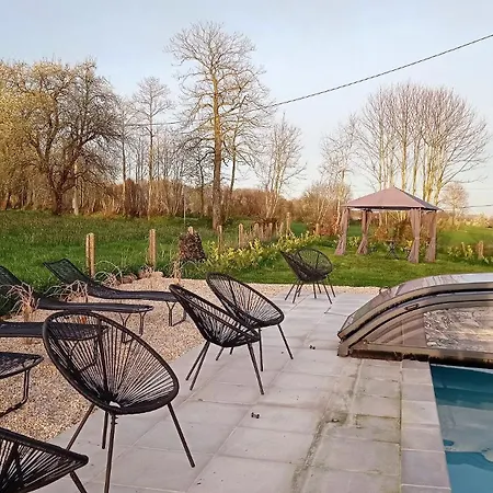 度假居 Charming 3 Star With Heated Pool And Private Hot Tub Mantilly